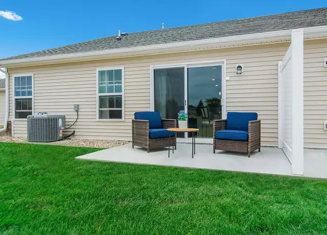 Photo of 7001 N 85th Plz, Omaha, NE 68122