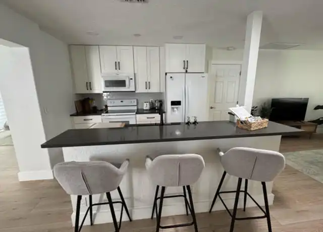 Property at 702 NE 10th Ave, Boynton Beach, FL, 33435, 3 beds, 2 baths, [object Object]