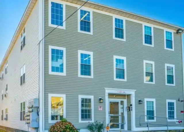Property at 111 Main St Unit 3, Peabody, MA, 01960, 3 beds, 1 bath, [object Object]