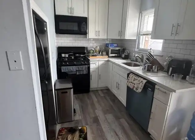 Property at 218 Cliff St, Cliffside Park, NJ, 07010, 1 bed, 1 bath, [object Object]