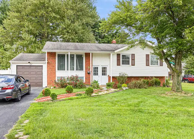 Property at 2 Sundew Rd, Newark, DE, 19711, 3 beds, 1.5 baths, [object Object]