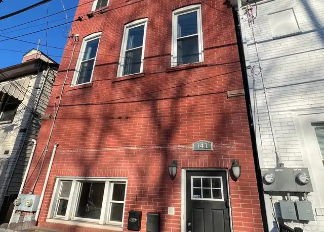 Property at 141 S 12th St Apt 2, Pittsburgh, PA, 15203, 4 beds, 2 baths, [object Object]