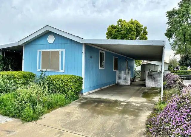 Property at 5121 W Sunnyside Ct #76, Visalia, CA, 93277, 2 beds, 1 bath, [object Object]