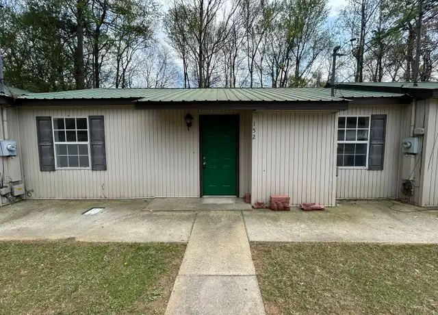 Property at 152 Bennett Cir, Carrollton, GA, 30117, 2 beds, 1 bath, [object Object]