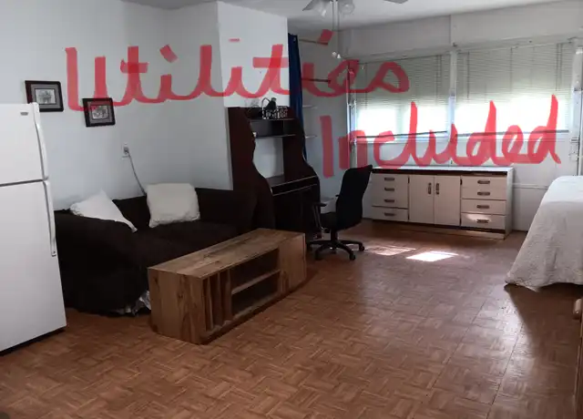 Property at 137 White St Unit 2, Daytona Beach, FL, 32114, 1 bed, 1 bath, [object Object]