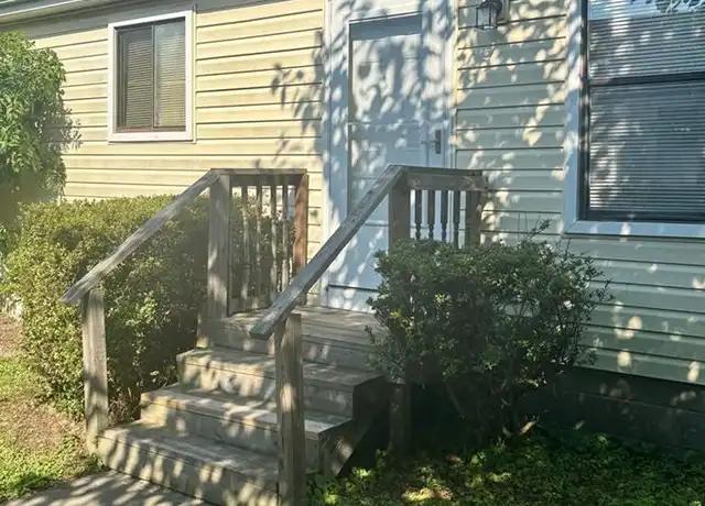 Property at 4631 Coronet Ave Unit B, Virginia Beach, VA, 23455, 2 beds, 1 bath, [object Object]