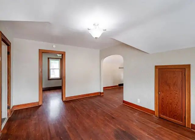 Property at 1917 Jackson St #1919, La Crosse, WI, 54601, 1 bed, 1 bath, [object Object]