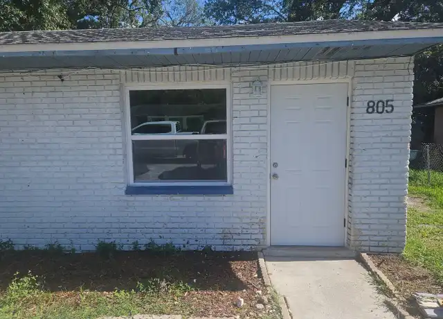 Property at 805 56th Ave E, Bradenton, FL, 34203, 3 beds, 2 baths, [object Object]