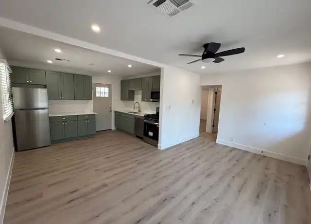 Property at 3610 N 27th St Unit 7, Phoenix, AZ, 85016, 2 beds, 1 bath, [object Object]