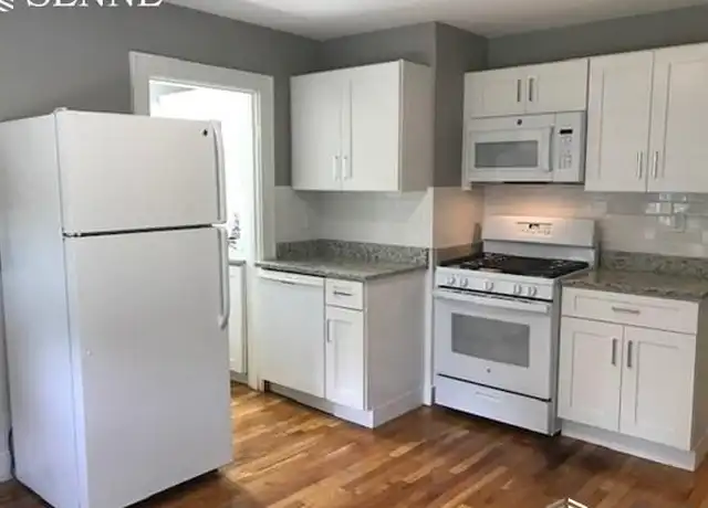 Property at 17 Grant St, Lexington, MA, 02420, 2 beds, 1 bath, [object Object]