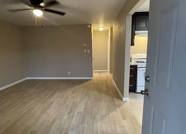 Property at 119 E Amador St Unit 102, Fresno, CA, 93706, 2 beds, 1 bath, [object Object]