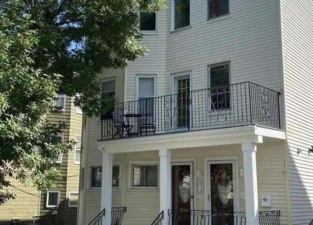 Property at 159 Walnut St Unit 2, Somerville, MA, 02145, 3 beds, 1 bath, [object Object]