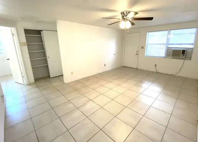 Property at 908 SW 6th Ave, Gainesville, FL, 32601, 2 beds, 1 bath, [object Object]
