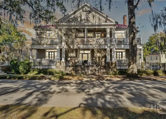 Property at 8 W 37th St, Savannah, GA, 31401, 1 bed, 1 bath, [object Object]