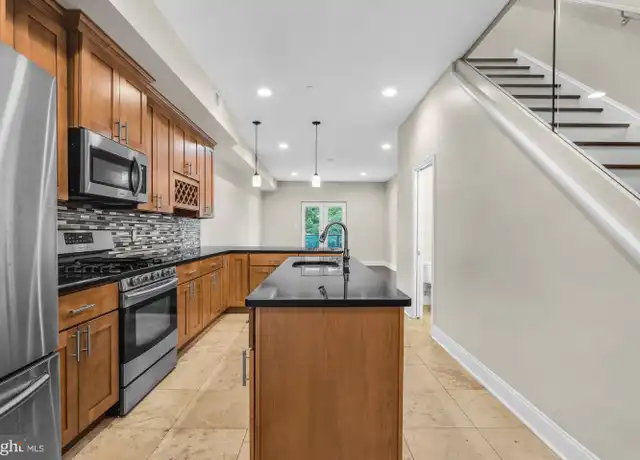 Property at 2050 Frankford Ave Unit F, Philadelphia, PA, 19125, 2 beds, 2.5 baths, [object Object]