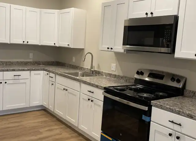 Property at 72 Hungerford Ter Unit 4, Burlington, VT, 05401, 3 beds, 1 bath, [object Object]