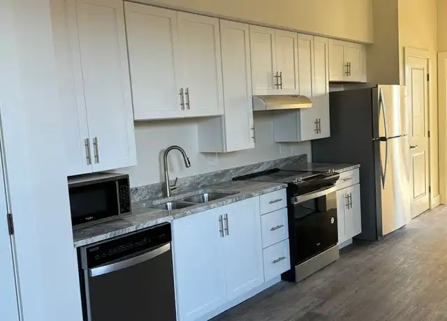 Property at 8 Main St, Berwick, ME, 03901, 1 bed, 1 bath, [object Object]
