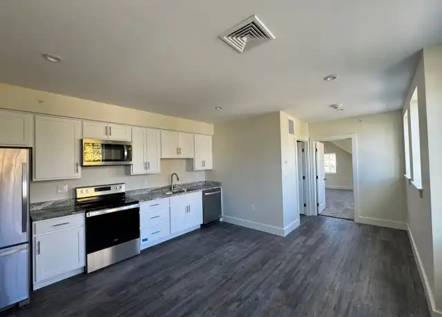Property at 8 Main St, Berwick, ME, 03901, 1 bed, 1 bath, [object Object]
