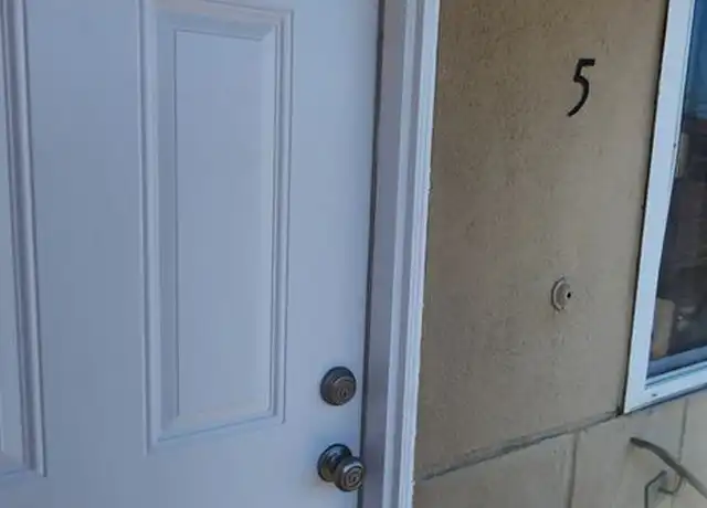 Property at 10612 Western Ave Unit 612 5, Downey, CA, 90241, 1 bed, 1 bath, [object Object]