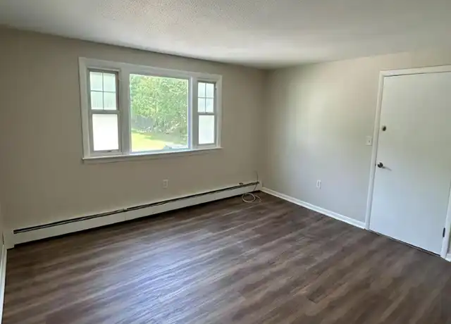Property at 15 Boyden St, Webster, MA, 01570, 2 beds, 1 bath, [object Object]