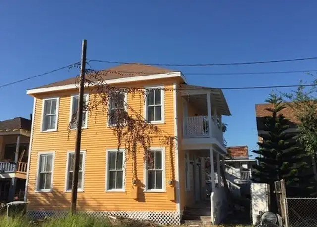 Property at 2806 Avenue M 1/2 #2, Galveston, TX, 77550, 2 beds, 1 bath, [object Object]