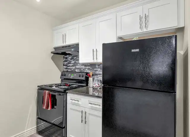 Property at Urban Walk Apartments - 3802 N 27th St, Phoenix, AZ, 85016, 1-2 bed, 1-2 bath, [object Object]