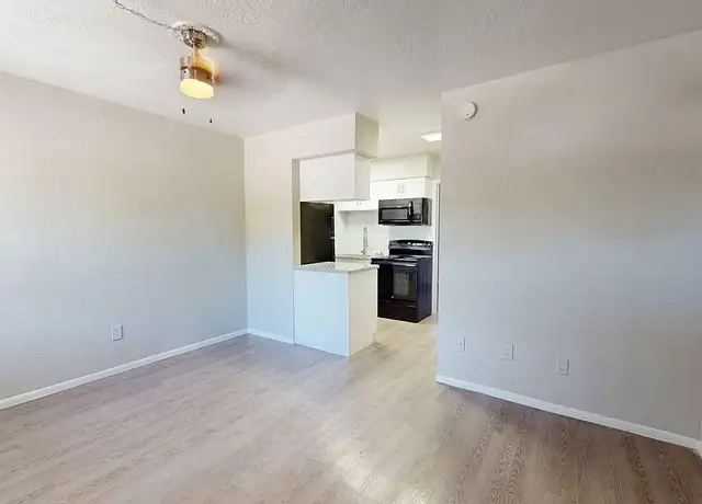 Photo of 3600 49th Ave N, Saint Petersburg, FL 33714