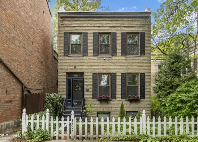 Property at 339A Madison Ave, Albany, NY, 12210, 1 bed, 1 bath, [object Object]