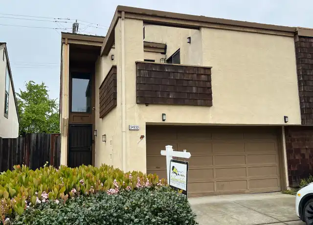 Property at 34930 Sea Cliff Ter, Fremont, CA, 94555, 3 beds, 2.5 baths, [object Object]