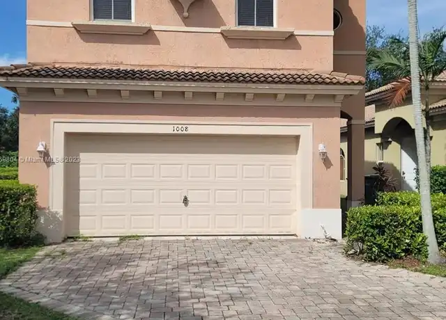 Property at 1008 NE 39th Ave, Homestead, FL, 33033, 3 beds, 3 baths, [object Object]