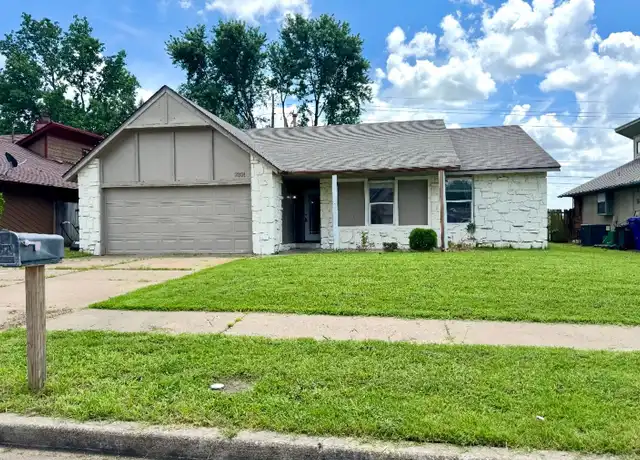 Property at 2801 W Houston Pl, Broken Arrow, OK, 74012, 3 beds, 2 baths, [object Object]