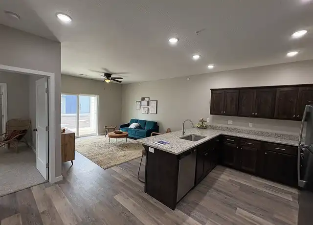 Property at 3861 West University Street - 3861 W University St, Springfield, MO, 65807, 0 beds, 1 bath, [object Object]