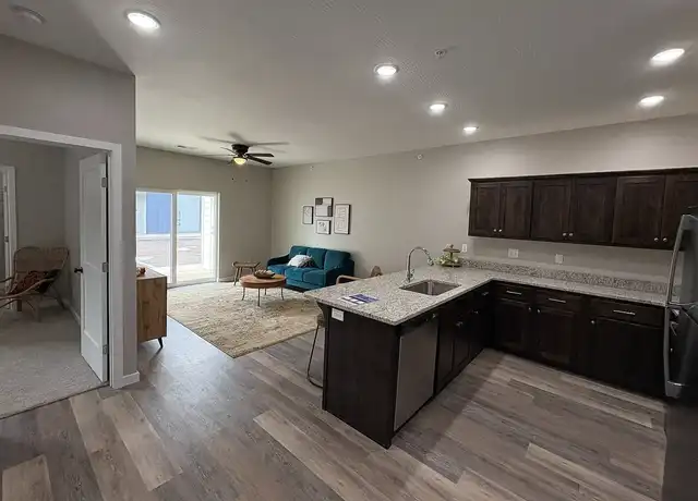 Property at The Vibe Crossing - 3861 W University St, Springfield, MO, 65807, 0-2 beds, 1-2 bath, [object Object]