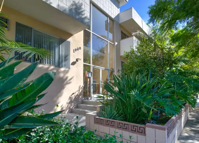 Property at 1030 N Harper Ave Unit 4, West Hollywood, CA, 90046, 1 bed, 1 bath, [object Object]