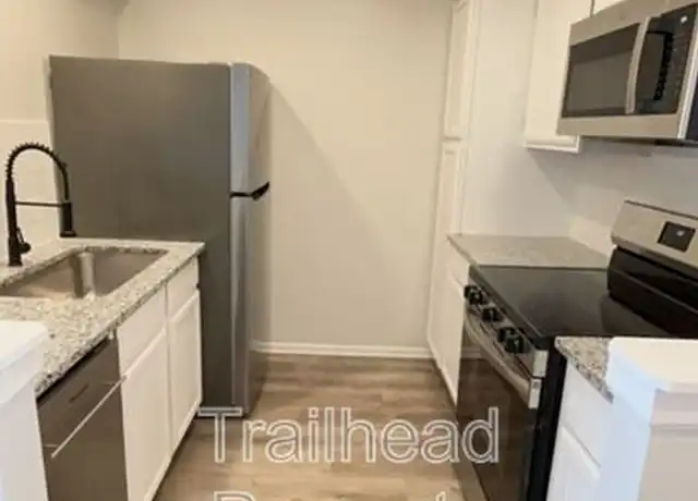 Property at 3632 Wyoming St Unit 2A, Kansas City, MO, 64111, 2 beds, 1 bath, [object Object]