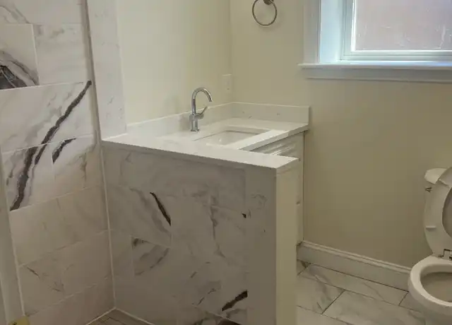 Property at 9 James St Unit 2, Brookline, MA, 02446, 1 bed, 1 bath, [object Object]