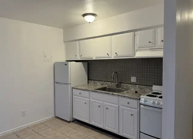 Property at 515 UTA Blvd Unit 202, Arlington, TX, 76010, 1 bed, 1 bath, [object Object]