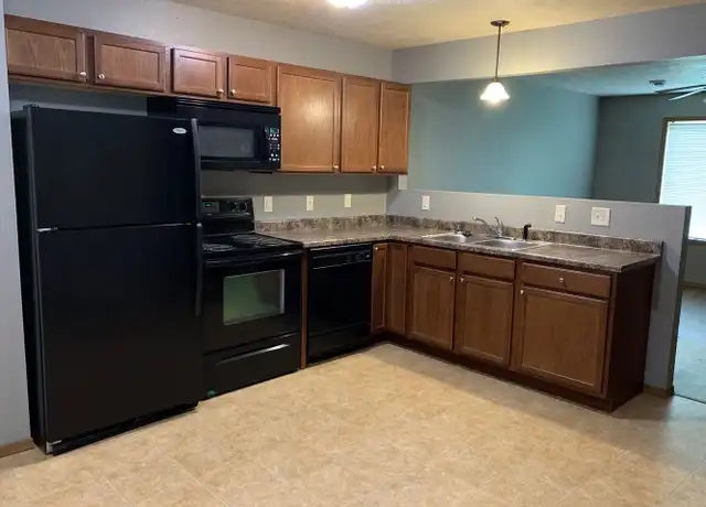 Property at 300 Arianna Pl Unit 4, Tea, SD, 57064, 2 beds, 1.5 baths, [object Object]