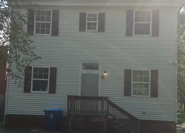 Property at 1338 N 8th St Unit -04, Springfield, IL, 62702, 1 bed, 1 bath, [object Object]