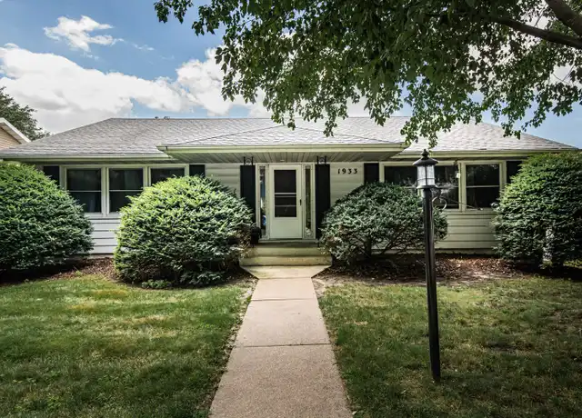 Property at 1933 3rd Ave NE Unit 1933-2, Rochester, MN, 55906, 2 beds, 1 bath, [object Object]