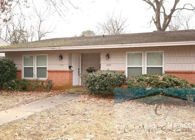 Property at 1231 Madison St, Jonesboro, AR, 72401, 2 beds, 1 bath, [object Object]