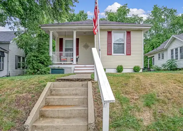 Property at 410 S 11th St, Belleville, IL, 62220, 2 beds, 1 bath, [object Object]