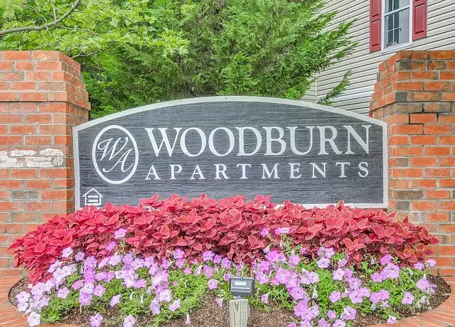 Photo of 11200 Golden Leaf Cir, Manassas, VA 20109