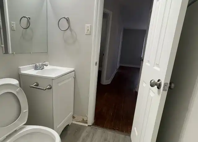 Property at 2735 Remington St, Charlotte, NC, 28216, 3 beds, 1 bath, [object Object]