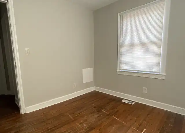 Property at 2735 Remington St, Charlotte, NC, 28216, 3 beds, 1 bath, [object Object]