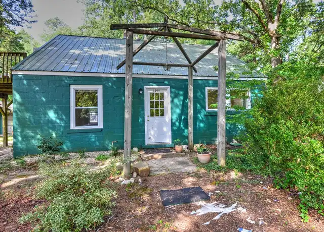 Property at 1205 N Greensboro St Unit Main Floor, Carrboro, NC, 27510, 2 beds, 1 bath, [object Object]