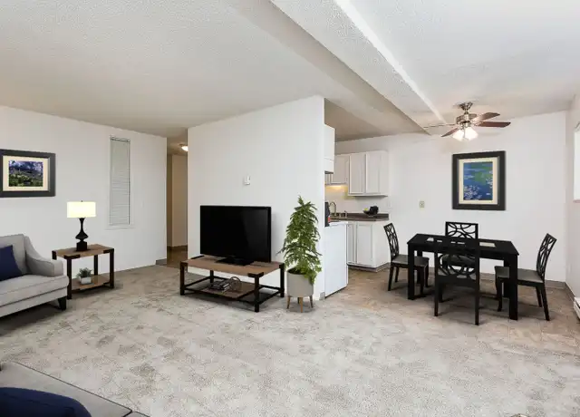 Property at 9730 SW 35th Dr Unit 04, Portland, OR, 97219, 1 bed, 1 bath, [object Object]