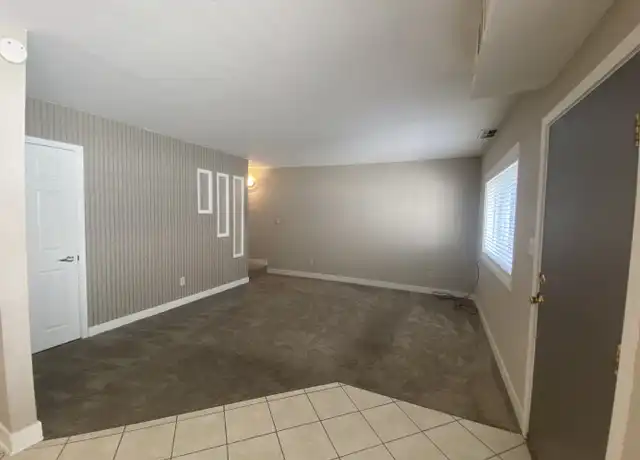 Property at 602 Ansborough Ave, Waterloo, IA, 50701, 2 beds, 1 bath, [object Object]