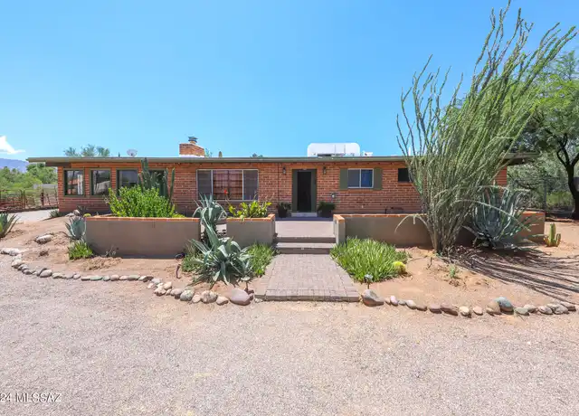 Property at 9420 E Sierra St, Tucson, AZ, 85710, 4 beds, 2 baths, [object Object]