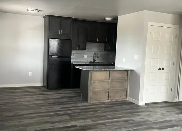 Property at 2524 SW G Ave Unit 9, Lawton, OK, 73505, 2 beds, 1 bath, [object Object]